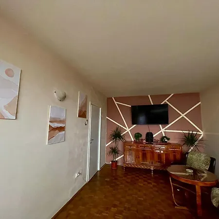 Rustic Trainstation Corner Appartement Braşov