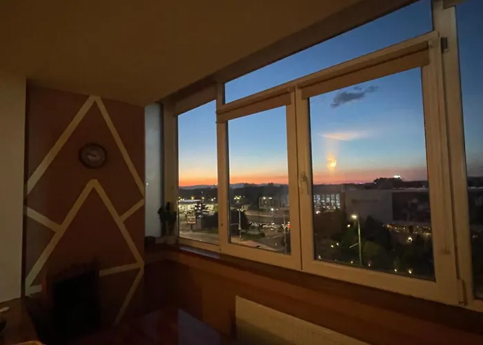 Rustic Trainstation Corner Appartamento *